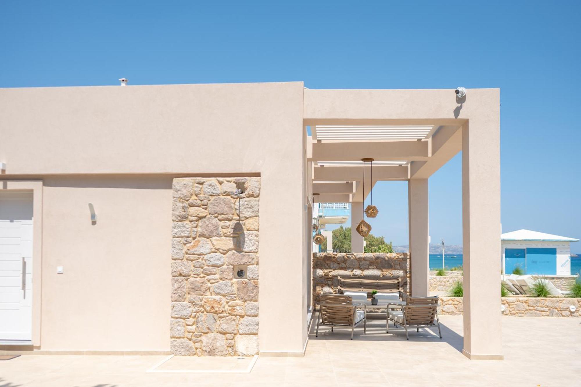 Nalu Luxury Suites Adults Only Kéfalos Exterior foto